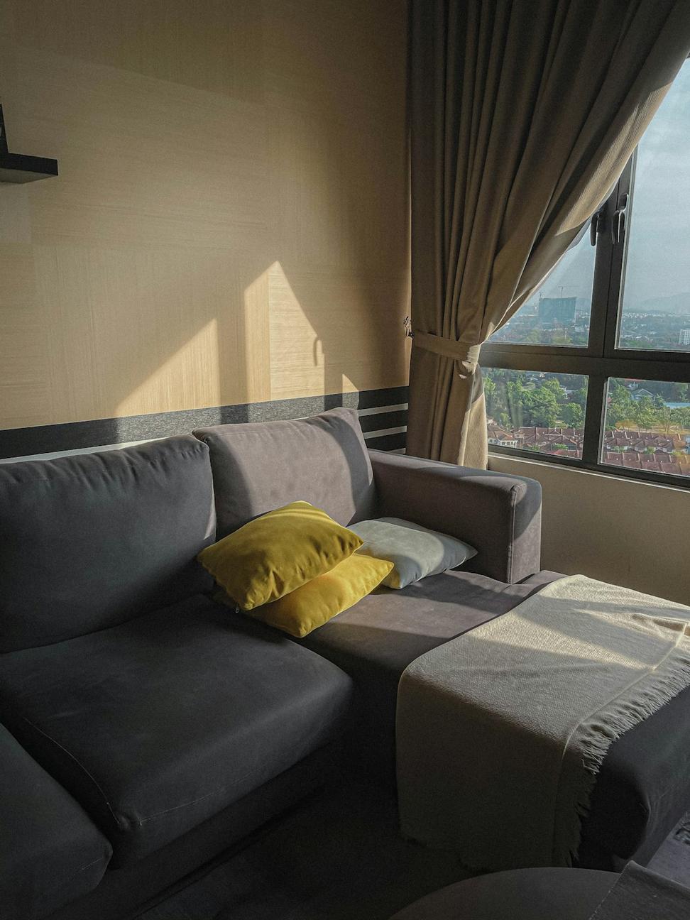 Junior Waterfront Suite